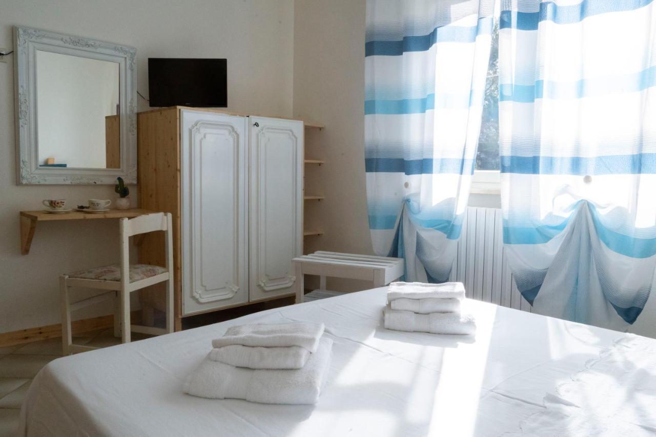 Villa Lina Bed&Breakfast Taranto Exterior foto