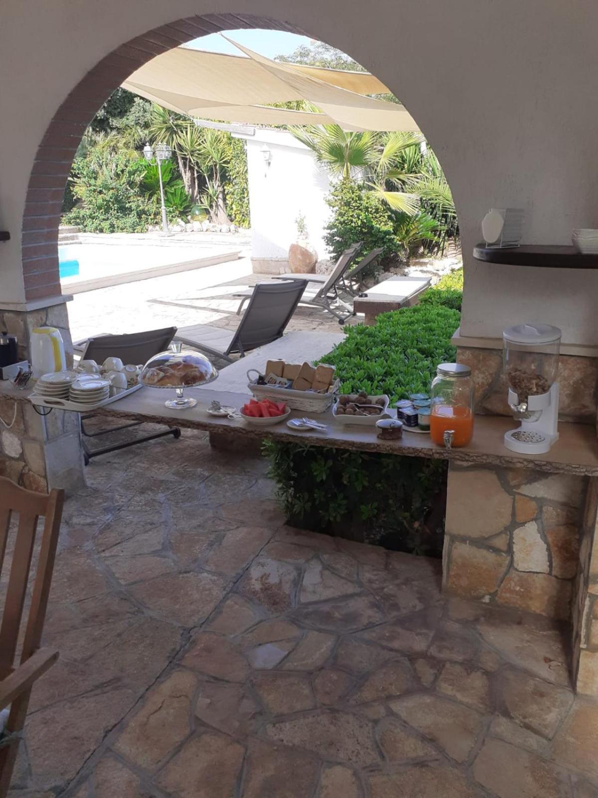 Villa Lina Bed&Breakfast Taranto Exterior foto