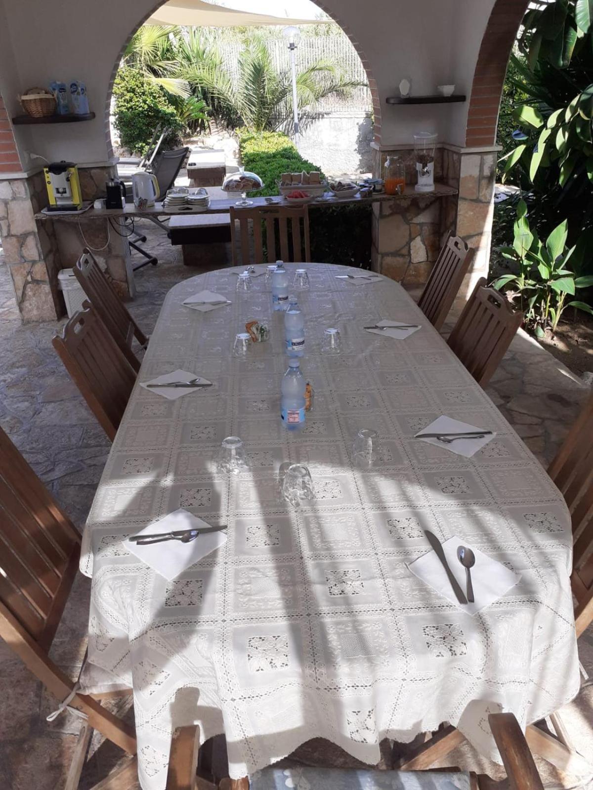 Villa Lina Bed&Breakfast Taranto Exterior foto