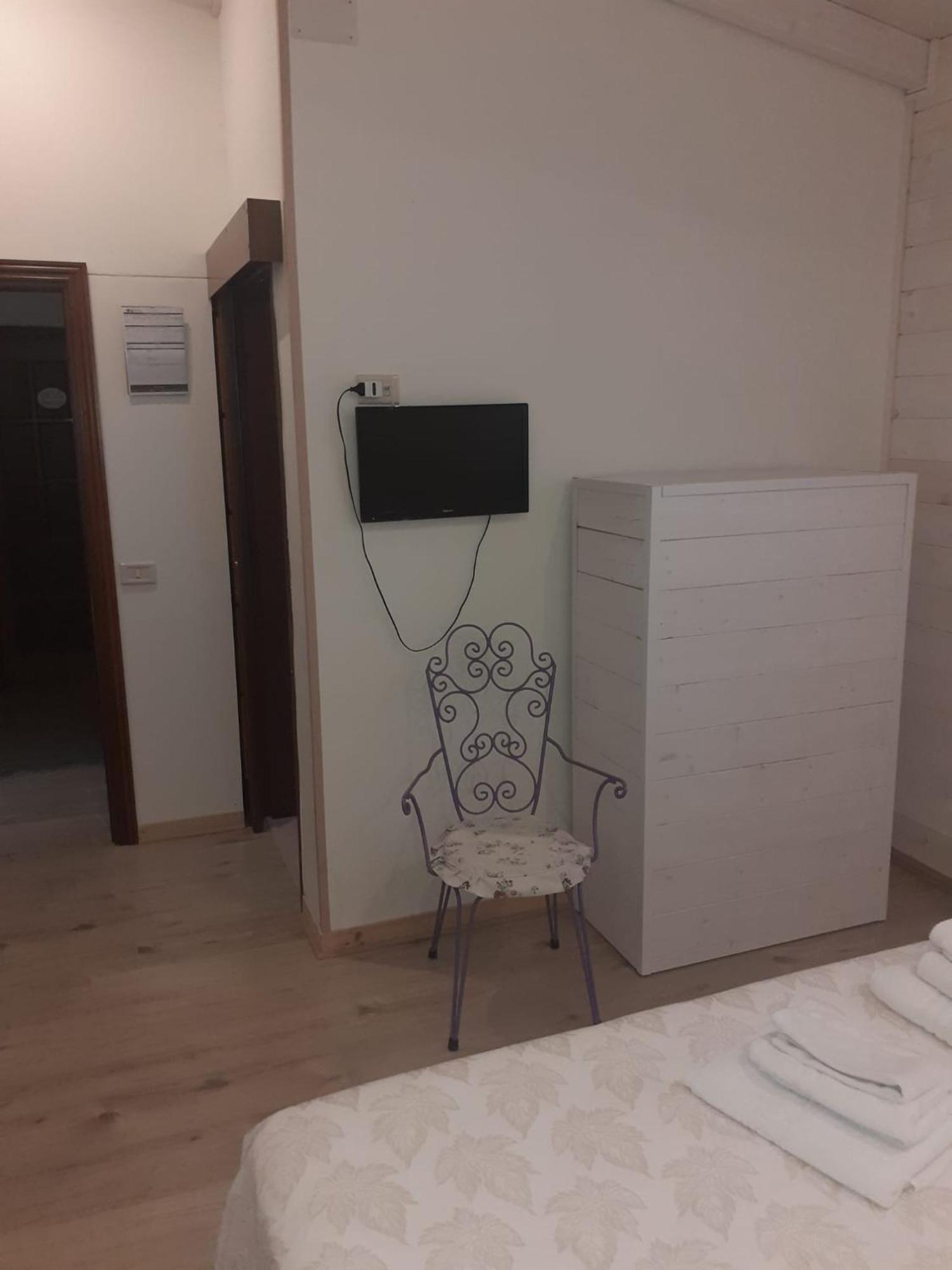 Villa Lina Bed&Breakfast Taranto Exterior foto