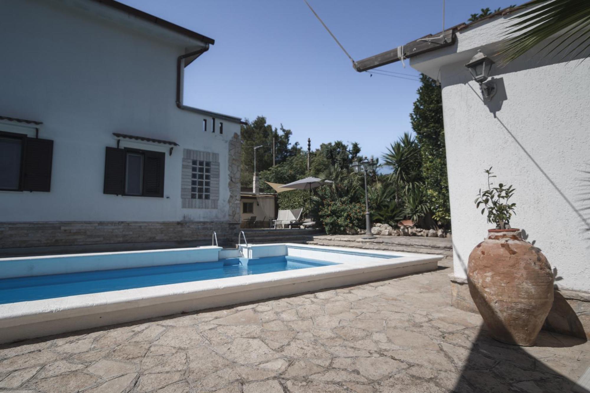Villa Lina Bed&Breakfast Taranto Exterior foto